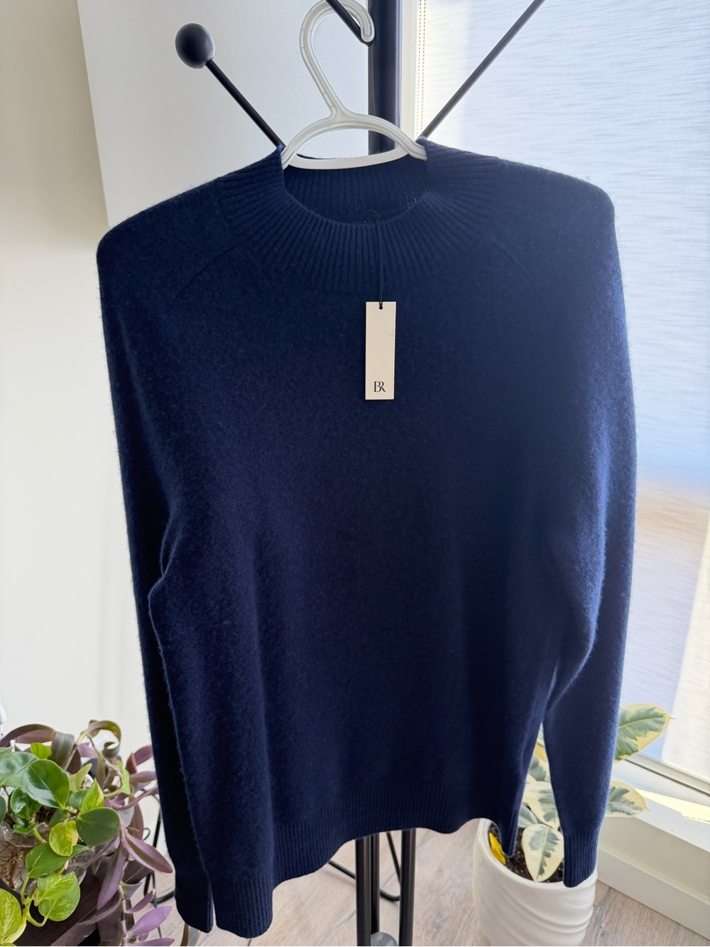 Banana Republic Cashmere Dark Navy Crewneck Sweater